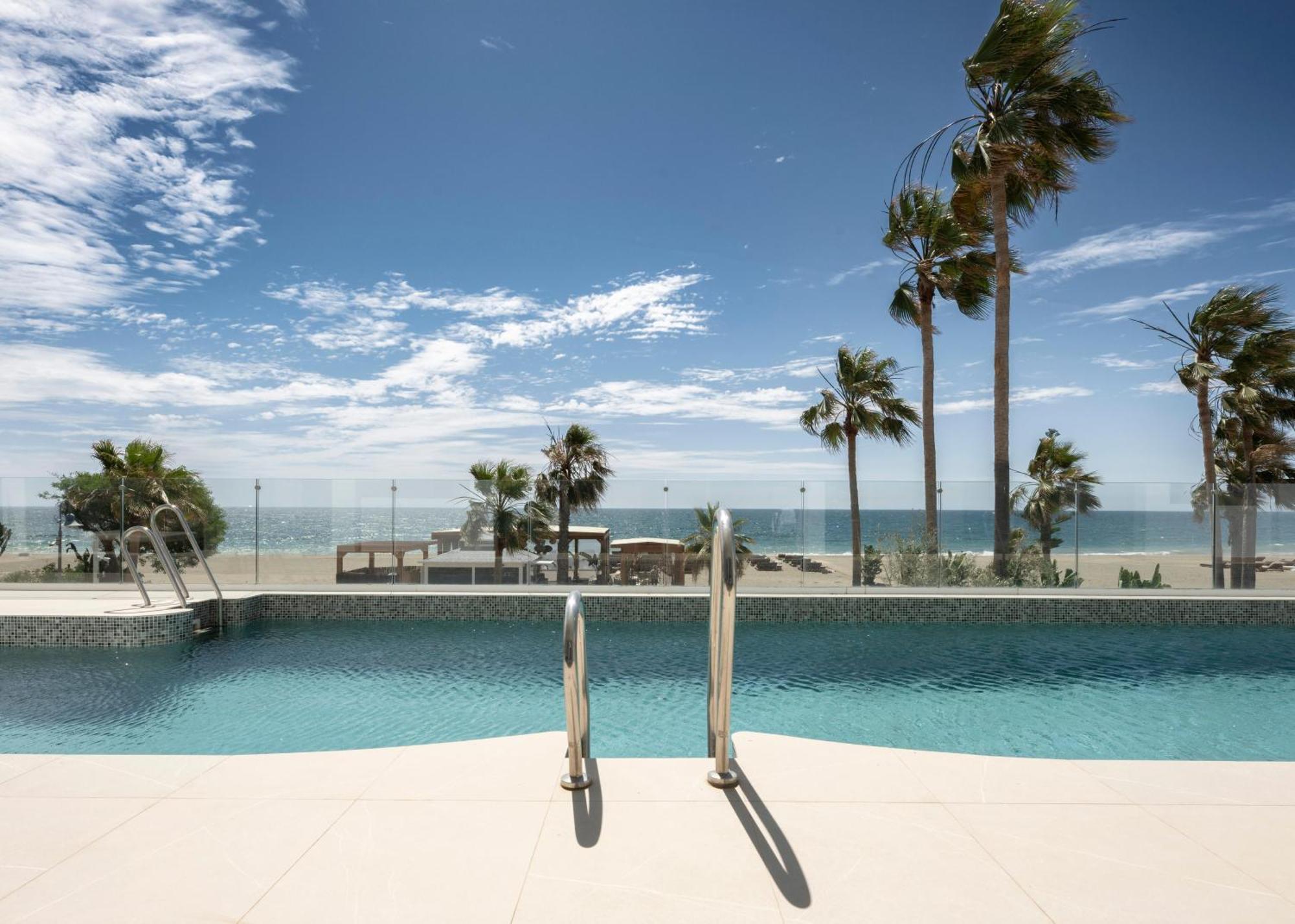 Mett Hotel & Beach Resort Marbella Estepona Dış mekan fotoğraf